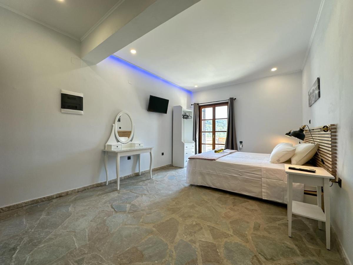 Barbara House *