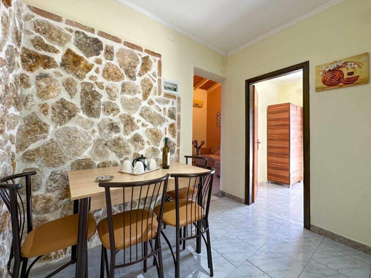 Barbara House Apartment *